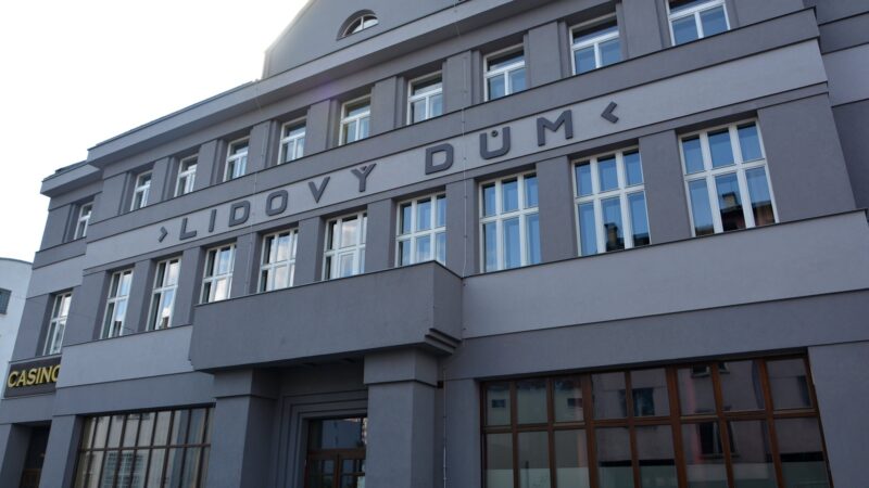 100 let s Lidovým domem & křest knihy: Historie divadelnictví na Vsetíně